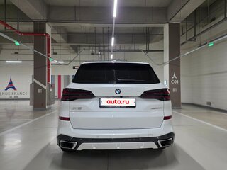 2025 BMW X5 40i IV (G05/G18) Рестайлинг, белый, 11270999 рублей, вид 5
