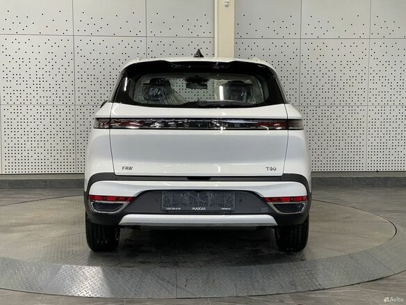 2025 Bestune T90 I, белый, 4031000 рублей - вид 6