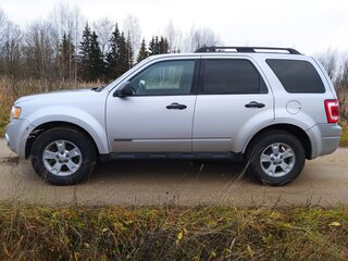 2007 Ford Escape II, серебристый, 680000 рублей, вид 4