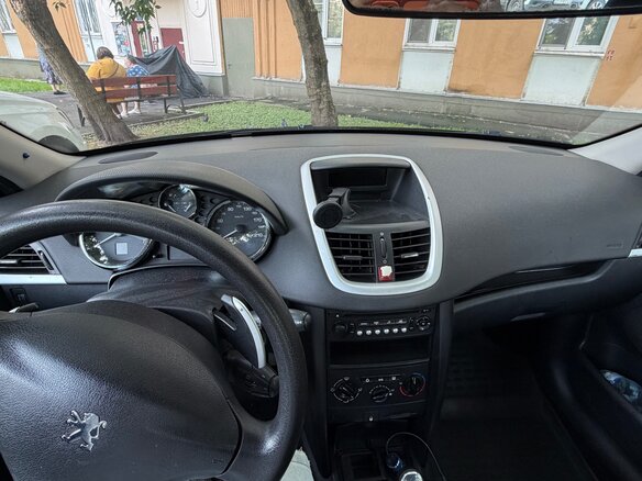 2008 Peugeot 207 I, чёрный, 285000 рублей - вид 6