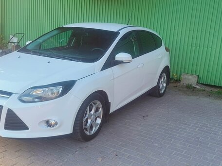 2013 Ford Focus III, белый, 670000 рублей, вид 2