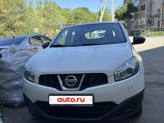 2013 Nissan Qashqai I Рестайлинг, белый, 1150000 рублей, вид 1