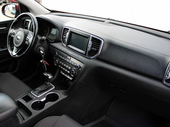 2018 Kia Sportage IV, красный, 2029000 рублей - вид 8