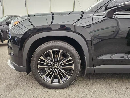 2026 Toyota Grand Highlander, чёрный, 13500000 рублей, вид 4