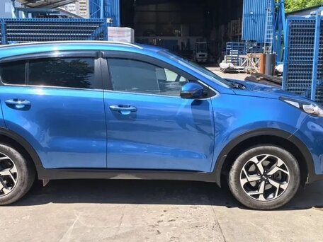2021 Kia Sportage IV Рестайлинг, синий, 2870000 рублей, вид 3