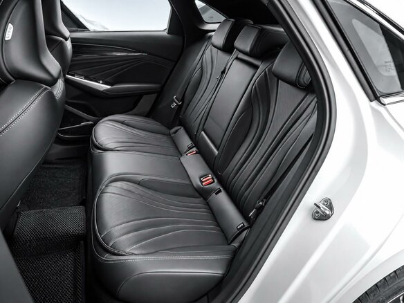 2024 Geely Preface I, белый - вид 14