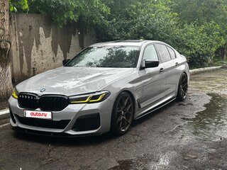 2021 BMW 5 серии 520i VII (G30/G31/G38) Рестайлинг, серый, 4500000 рублей, вид 1
