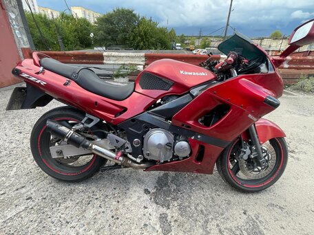 2002 Kawasaki ZZR 400, красный, 369000 рублей, вид 2