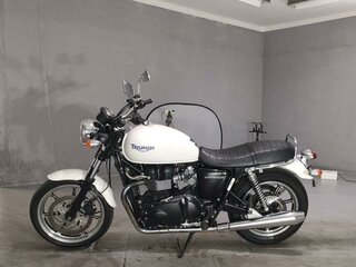 2009 Triumph Bonneville, белый, 649000 рублей, вид 1