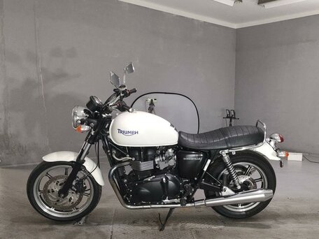 2009 Triumph Bonneville, белый, 649000 рублей, вид 1