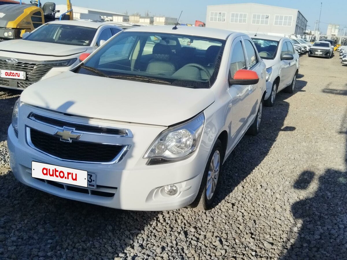 Открыть фотографии: Chevrolet Cobalt II Рестайлинг