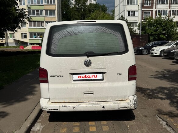 2010 Volkswagen Multivan T5 Рестайлинг, белый, 1300000 рублей - вид 2