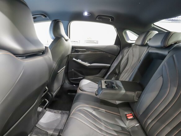 2026 Geely Preface I, белый - вид 13