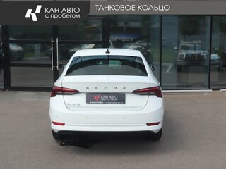 2021 Skoda Octavia IV (A8), белый, 2432000 рублей, вид 4