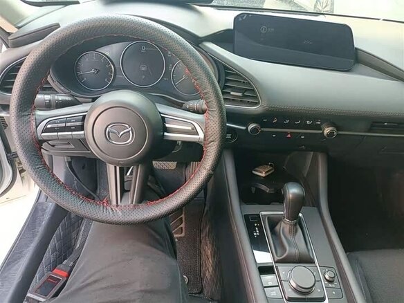 2023 Mazda 3 Axela IV (BP), белый, 1500100 рублей - вид 11