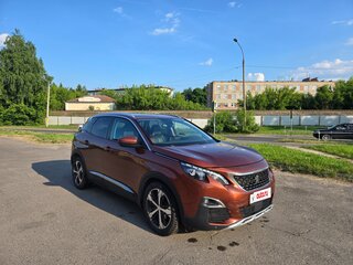 2017 Peugeot 3008 II, оранжевый, 1400000 рублей, вид 3