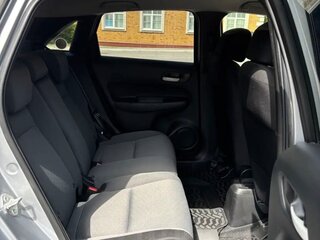 2021 Honda Fit IV, серебристый, 1340000 рублей, вид 5