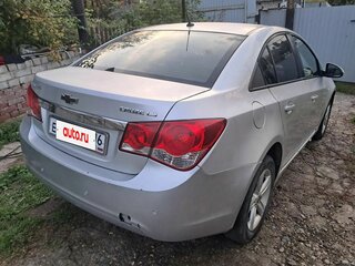 2011 Chevrolet Cruze I, серебристый, 600000 рублей, вид 4