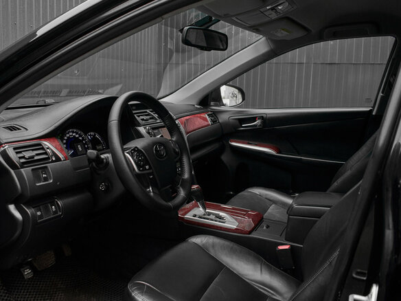 2013 Toyota Camry VII (XV50), чёрный, 1720000 рублей - вид 9