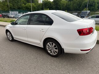 2013 Volkswagen Jetta VI, белый, 850000 рублей, вид 4