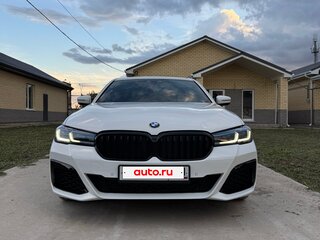 2019 BMW 5 серии 530i xDrive VII (G30/G31/G38), белый, 4200000 рублей, вид 2