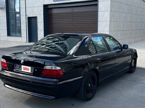 1999 BMW 7 серии 740i III (E38) Рестайлинг, чёрный, 1650000 рублей - вид 7