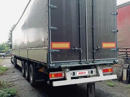 2003 Volvo VNL, белый, 2190000 рублей, вид 4