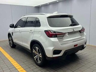 2022 Mitsubishi ASX I Рестайлинг 3, белый, 1680000 рублей, вид 4