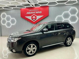 2013 Mitsubishi Outlander III, серый, 1400000 рублей, вид 3