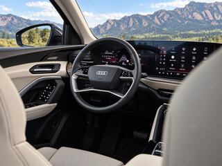 2026 Audi Q5 40 TDI III (GU), синий, 7860000 рублей, вид 5
