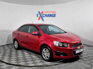 2013 Chevrolet Aveo II, красный, 429000 рублей, вид 2
