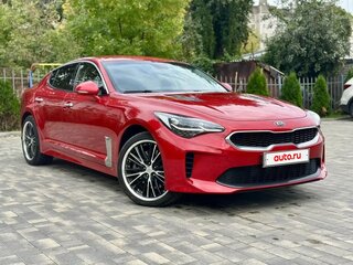 2019 Kia Stinger I, красный, 1890000 рублей, вид 4