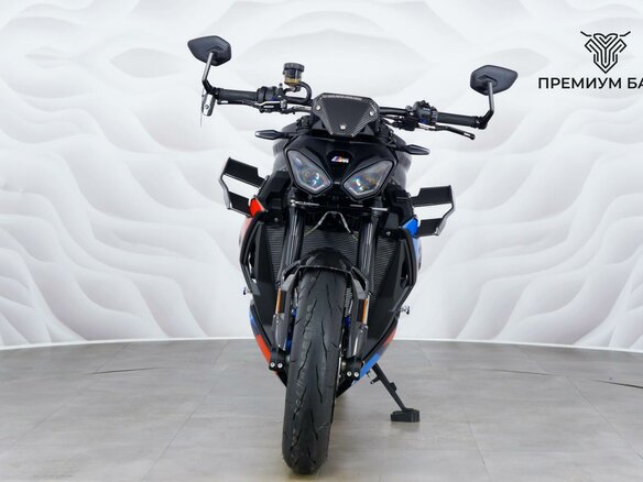 2025 BMW M 1000 R, чёрный, 2899000 рублей - вид 3