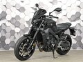 2023 Yamaha MT-09 (FZ-09), чёрный - вид 1