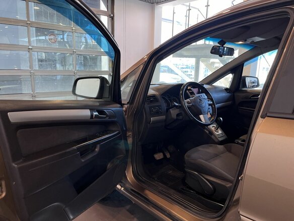 2013 Opel Zafira B Рестайлинг, бежевый, 430000 рублей - вид 19