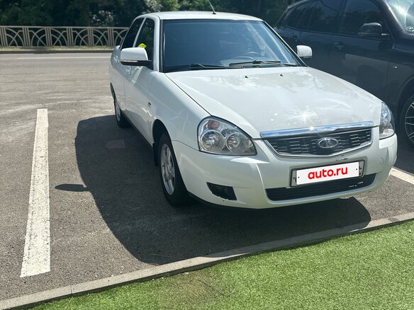 2017 Lada (ВАЗ) Priora I Рестайлинг, белый, 495000 рублей - вид 4