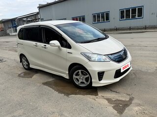 2011 Honda Freed I Рестайлинг, белый, 840000 рублей, вид 2
