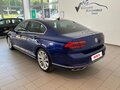 2020 Volkswagen Passat B8 Рестайлинг, синий, 2999999 рублей - вид 2