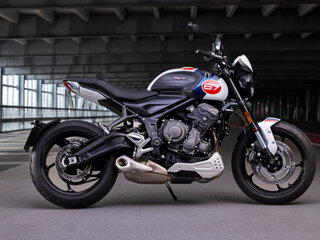 2024 Triumph Trident 660, белый, 1170000 рублей, вид 2