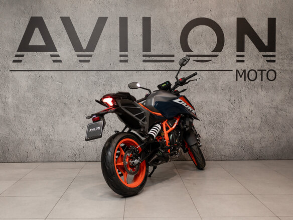 2025 KTM 390 Duke, синий, 699000 рублей - вид 1