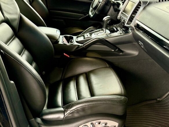 2010 Porsche Cayenne S II (958), чёрный, 2100000 рублей - вид 7