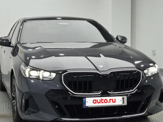 2025 BMW 5 серии 520i VIII (G60/G61/G68), чёрный, 6600777 рублей, вид 2
