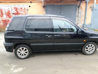 2000 Toyota Raum I, чёрный, 360000 рублей, вид 2