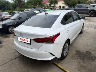 2021 Hyundai Solaris II Рестайлинг, белый, 1080000 рублей, вид 3