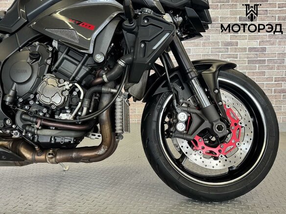 2017 Yamaha MT-10, чёрный, 1040000 рублей - вид 9