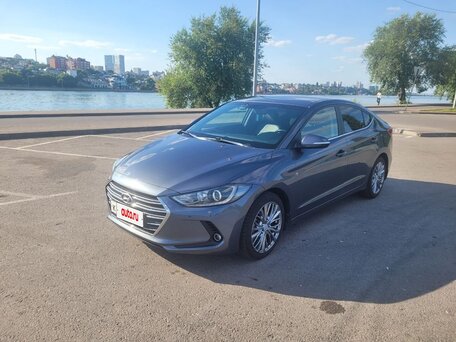 2016 Hyundai Elantra VI (AD), серый, 1140000 рублей, вид 2