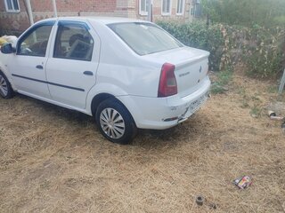 2011 Renault Logan I Рестайлинг, белый, 150000 рублей, вид 3