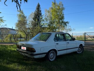 1986 BMW 5 серии 520i II (E28), белый, 500000 рублей, вид 3
