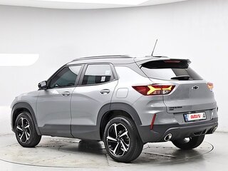 2022 Chevrolet TrailBlazer III, серый, 1900000 рублей, вид 3