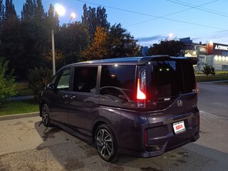 2016 Honda Stepwgn Spada V, фиолетовый, 1850000 рублей, вид 4